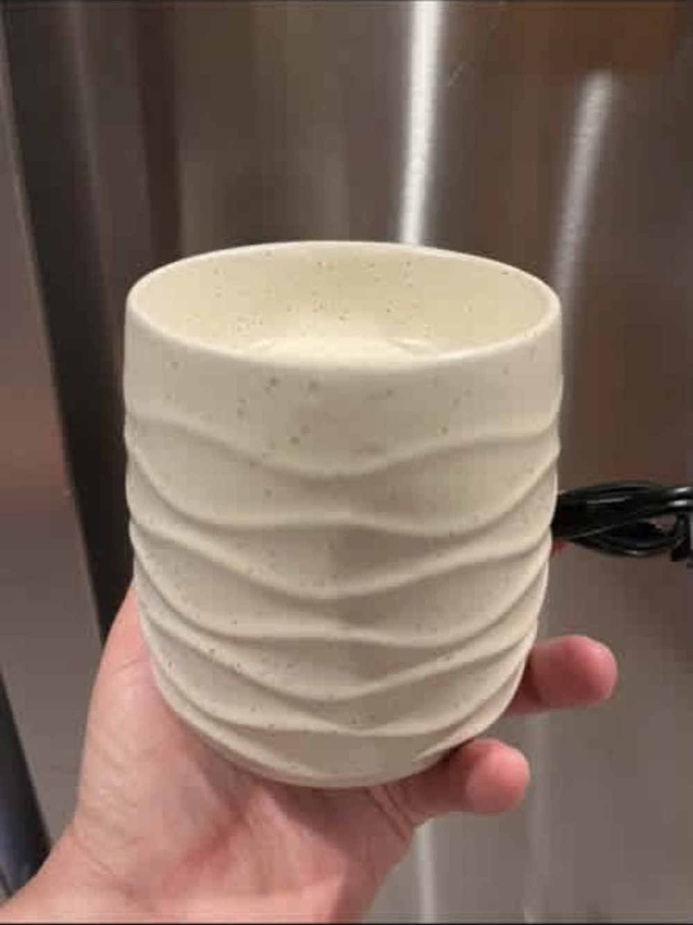 Yankee Candle Cream Textured Ceramic Wave Warmer